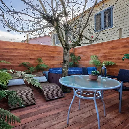 La De L'explorateur Chalet Cholet