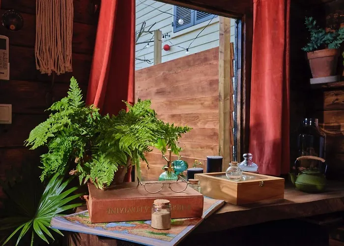 La De L'explorateur 샬레